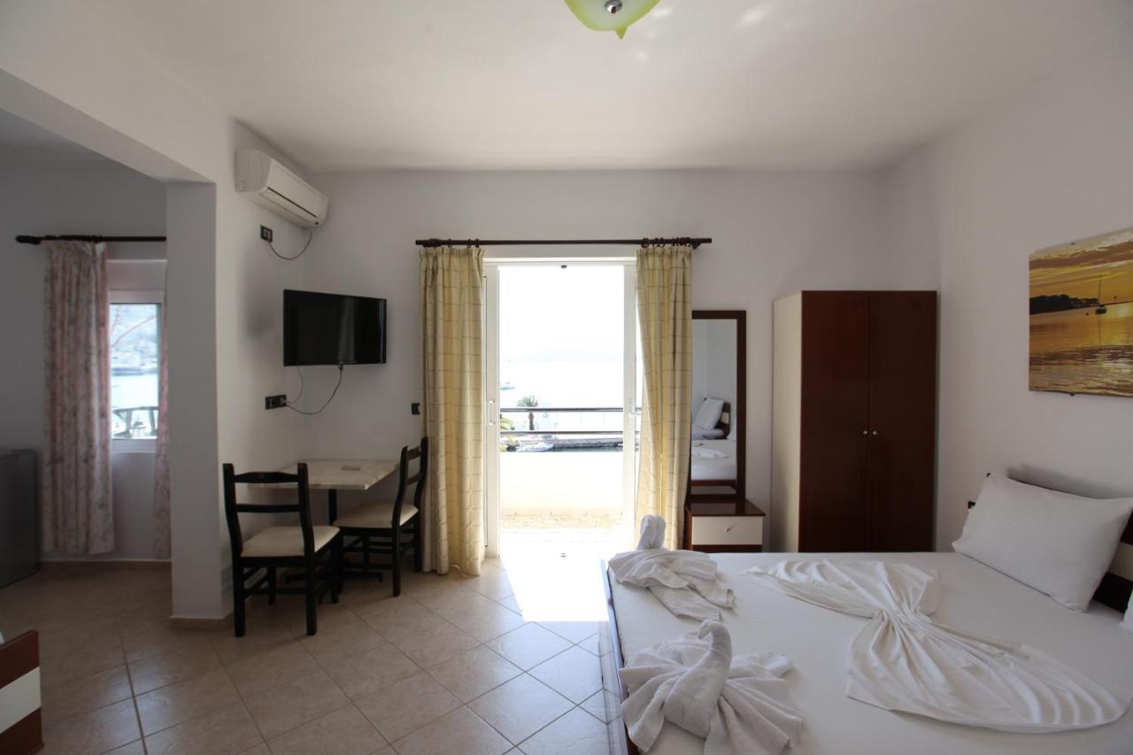 Hotel Real Sarandë Eksteriør billede