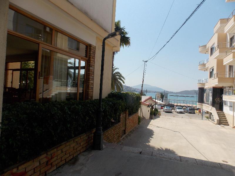 Hotel Real Sarandë Eksteriør billede